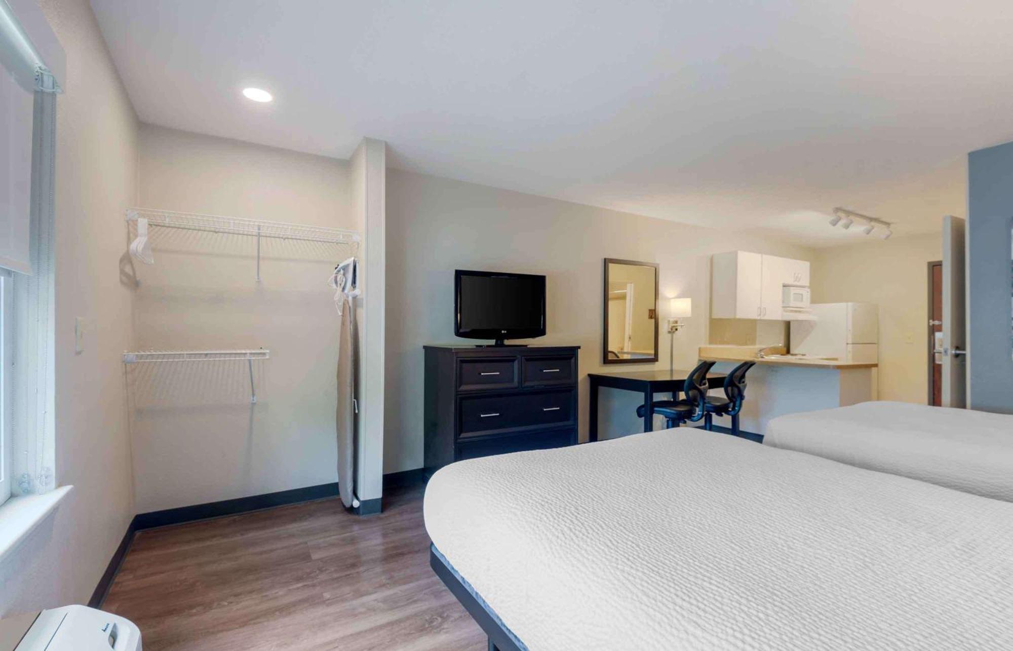 Extended Stay America Suites - Charlotte - University Place Exteriör bild