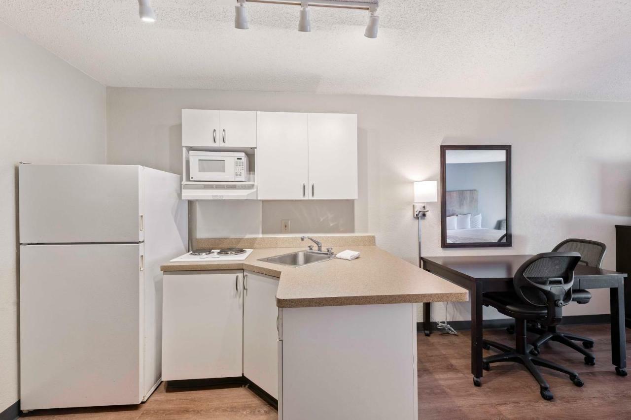 Extended Stay America Suites - Charlotte - University Place Exteriör bild